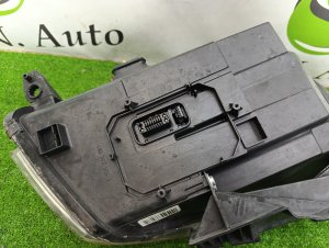 Фара левая CITROEN C6 OEM 9660983580 TD 2006
