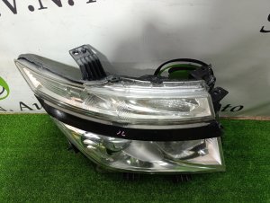 Фара правая NISSAN ELGRAND OEM 260101JB1A PNE52 2012