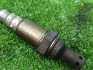 Датчик кислородный TOYOTA MARK X OEM 8946730010 GRX120 2005
