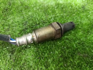 Датчик кислородный TOYOTA MARK X OEM 8946730010 GRX120 2005