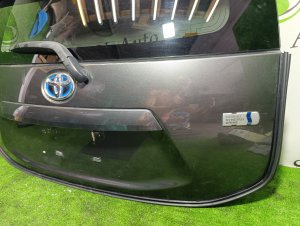 Дверь багажника Color- 1G3 TOYOTA AQUA OEM 6700552D10 NHP10 2012