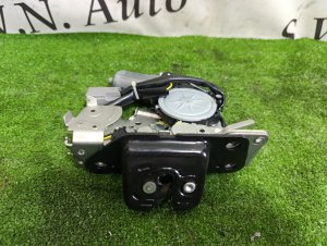 Замок багажника JEEP GRAND CHEROKEE OEM 4589656AB WK2 2011