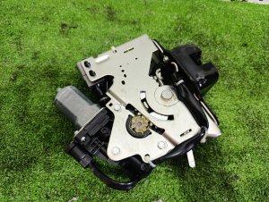 Замок багажника JEEP GRAND CHEROKEE OEM 4589656AB WK2 2011