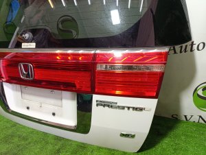 Дверь багажника Color-NH683P HONDA ELYSION OEM 68100SYK000ZZ RR5 2008