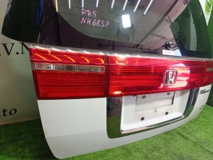 Дверь багажника Color-NH683P HONDA ELYSION OEM 68100SYK000ZZ RR5 2008
