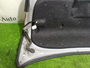 Крышка багажника Color-22V MAZDA AXELA OEM BNYV5261XA BKEP 2006