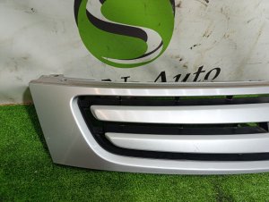 Решетка радиатора HONDA STREAM OEM 71121S7AA0130 RN1 2002