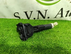 Форсунка омывателя фары левая 8520847020 TOYOTA PRIUS ALPHA
