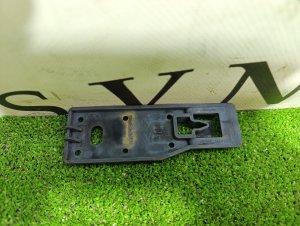 Кронштейн переднего бампера 622403UB0A NISSAN X-TRAIL