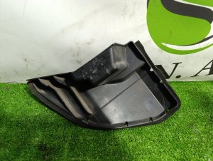 Защита радиатора (правая) 628223UC1A NISSAN X-TRAIL