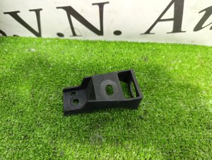 Кронштейн радиатора кондиционера (левый) NISSAN X-TRAIL OEM 92113JG00A, 92112JG000 DNT31 2012