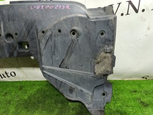 Защита двигателя SUBARU IMPREZA OEM 56410FE040 GG2 2000
