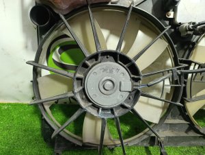 Диффузор радиатора TOYOTA CROWN MAJESTA OEM 1671150180 UZS187 2004