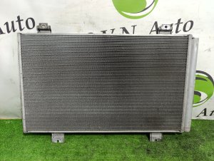Радиатор кондиционера TOYOTA CROWN MAJESTA OEM 8847417010 UZS187 2004