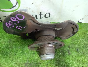 Ступица передняя левая MERCEDES-BENZ C-CLASS OEM A2093300325, A2093320001 C203 2006