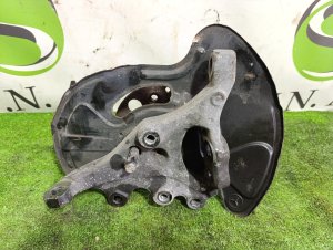 Ступица передняя левая MERCEDES-BENZ C-CLASS OEM A2093300325, A2093320001 C203 2006