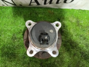 Ступица передняя левая LEXUS GS460 OEM 4356030010 URS190 2008