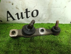 Шаровая опора передняя правая 4333039625 LEXUS GS460