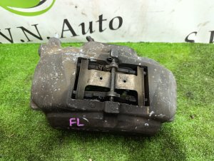 Суппорт передний левый 4775022460 LEXUS GS460