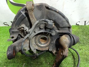 Ступица передняя левая MITSUBISHI PAJERO OEM 3880A012, 3870A019 V88W 2011