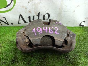 Суппорт передний правый TOYOTA CROWN MAJESTA OEM 4773030520 GRS182 2007