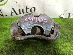 Суппорт передний правый TOYOTA CROWN MAJESTA OEM 4773030520 GRS182 2007