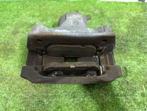 Суппорт передний левый TOYOTA CROWN MAJESTA OEM 4775030520 GRS182 2007