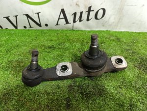 Шаровая опора передняя левая 4334039505 TOYOTA CROWN MAJESTA