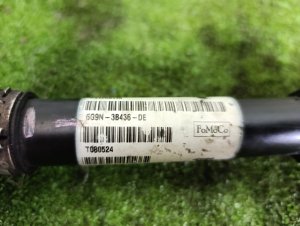 Привод передний правый VOLVO V70 OEM 6G9N3B436 BW 2008