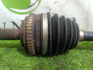 Привод передний правый HONDA STEPWGN OEM 44305S47N50 RF1 1999