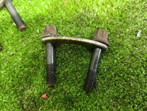 Болт привода BMW 3 SERIES OEM 33217522164, 33207522163 E46 2001