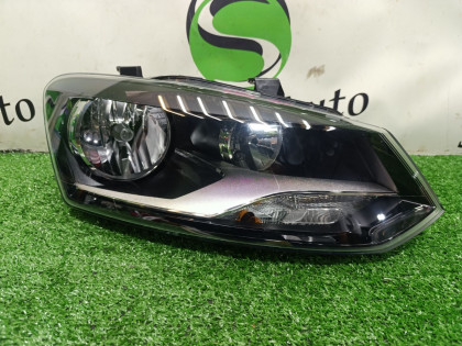 Фара правая 6R