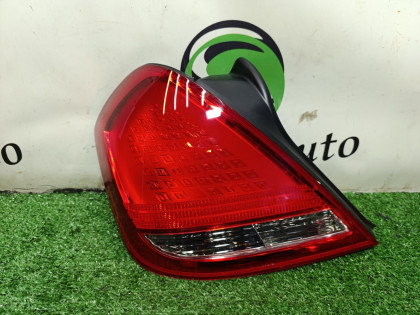 Стоп сигнал правый J31