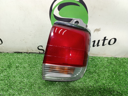 Стоп сигнал правый KCH40G