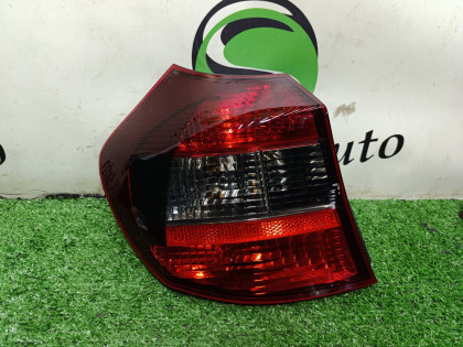 Стоп сигнал левый E87