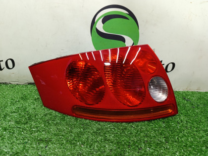 Стоп сигнал левый 8N3