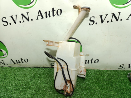 Бачок омывателя TNT31