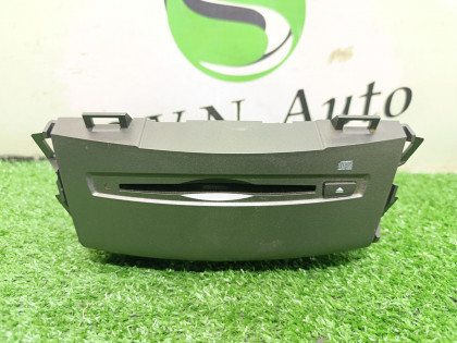 Магнитола RB1