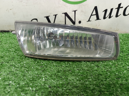 Фара противотуманная передняя, правая ACM21