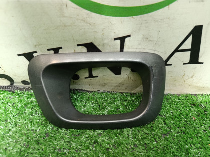 Ободок противотуманной фары левый T30