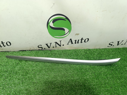 Молдинг лобового стекла правый CU2