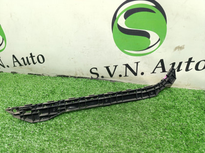 Кронштейн заднего бампера правый VM4