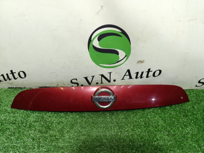 Накладка 5-й двери YF15