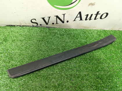 Молдинг двери задний левый T30