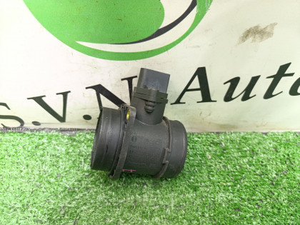 Датчик массового расхода воздуха 8N3