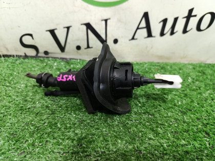 Главный цилиндр сцепления BK5P