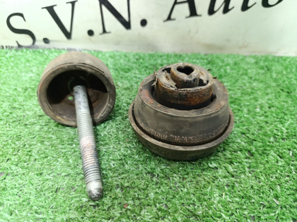 Подушка кузова GMT900