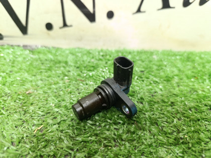 Датчик положения распредвала GRX120