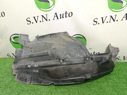 Подкрылок передний правый Y51