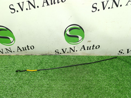 Упор капота C117